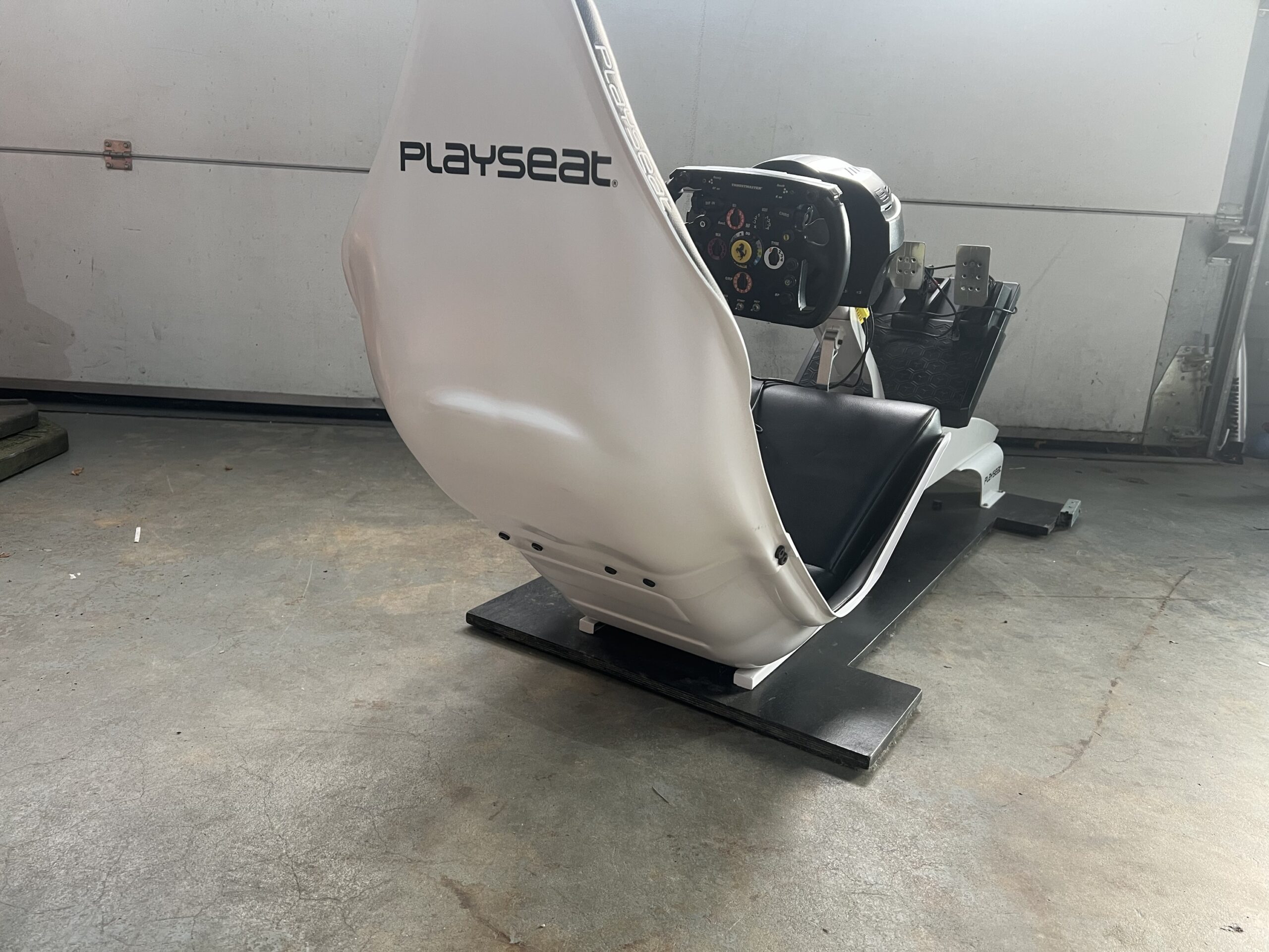 Playseat F1 wit + Thrustmaster T300 - Afbeelding 6