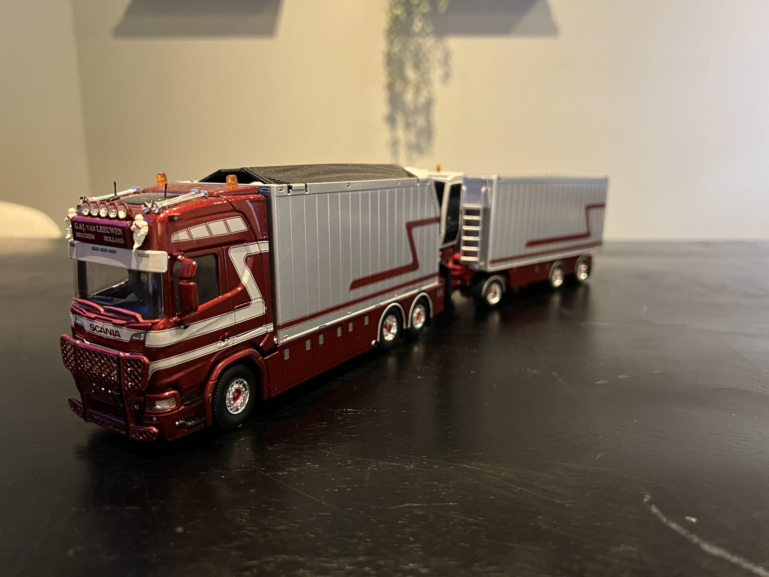 Tekno Scania G&J Van Leeuwen - Afbeelding 7